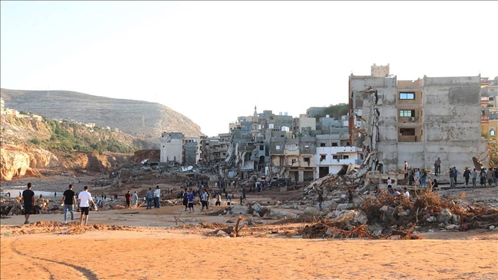 Libya'daki sel felaketinde can kaybı 6 bine yükseldi - Resim: 33